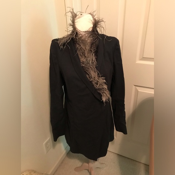Brunello Cucinelli jacket size 44/us8$3975 gently worn black